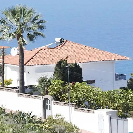 Casa Blanca - Well-Kept Flat With Great Sea View *